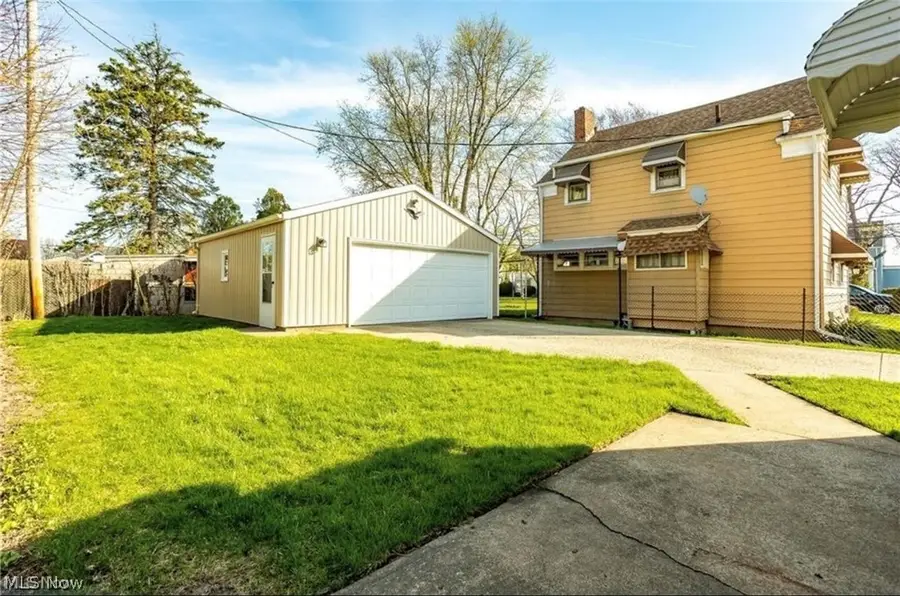 1557 D Street, Lorain, OH 44052 - #3