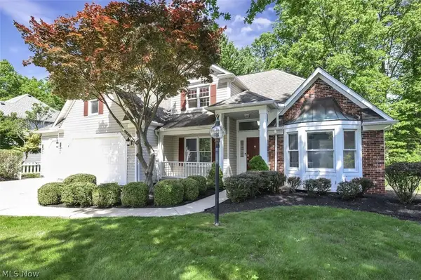 431 Avon Point Avenue, Avon Lake, OH 44012