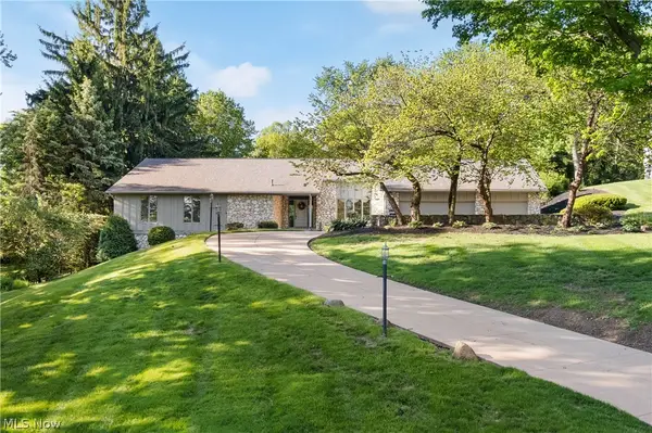 3200 Croydon Nw Drive, Canton, OH 44718