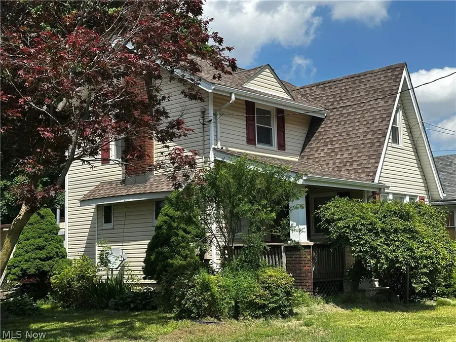 513 W Waterloo Road, Akron, OH 44314 - #2
