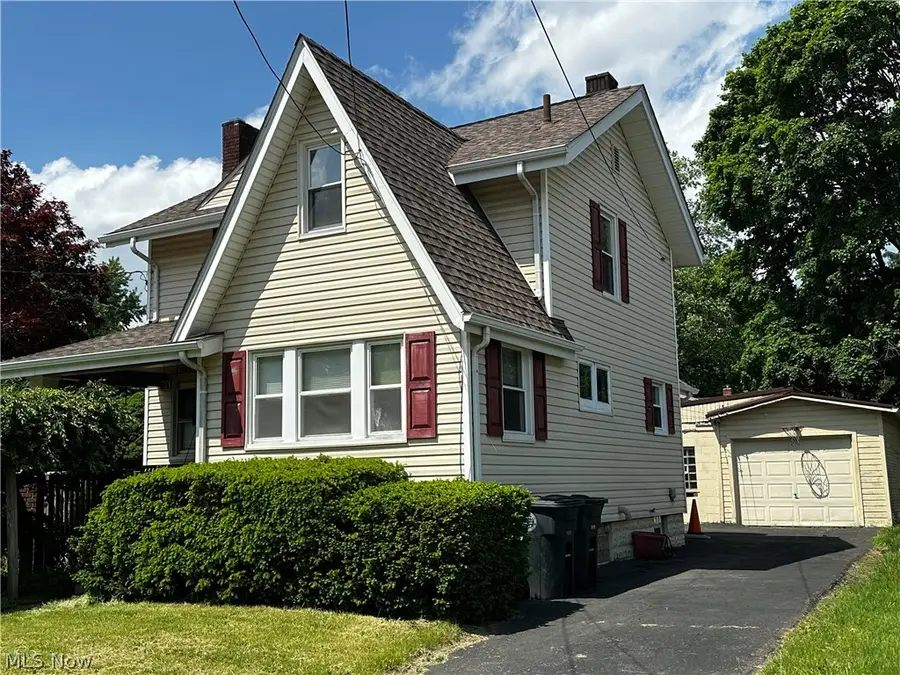 513 W Waterloo Road, Akron, OH 44314 - #3