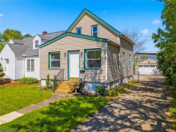 4131 W 210th Street, Fairview Park, OH 44126