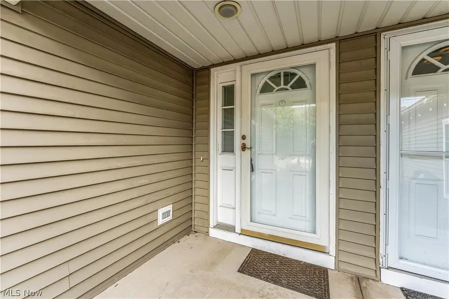 4215 Jennings Ridge Drive, Cleveland, OH 44109 - #3