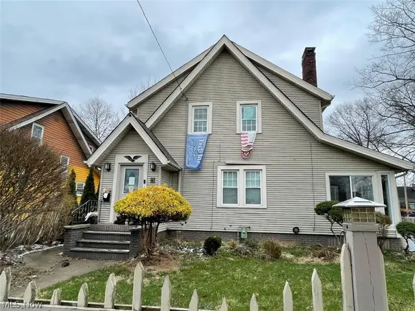 73 W Burns Avenue, Akron, OH 44310
