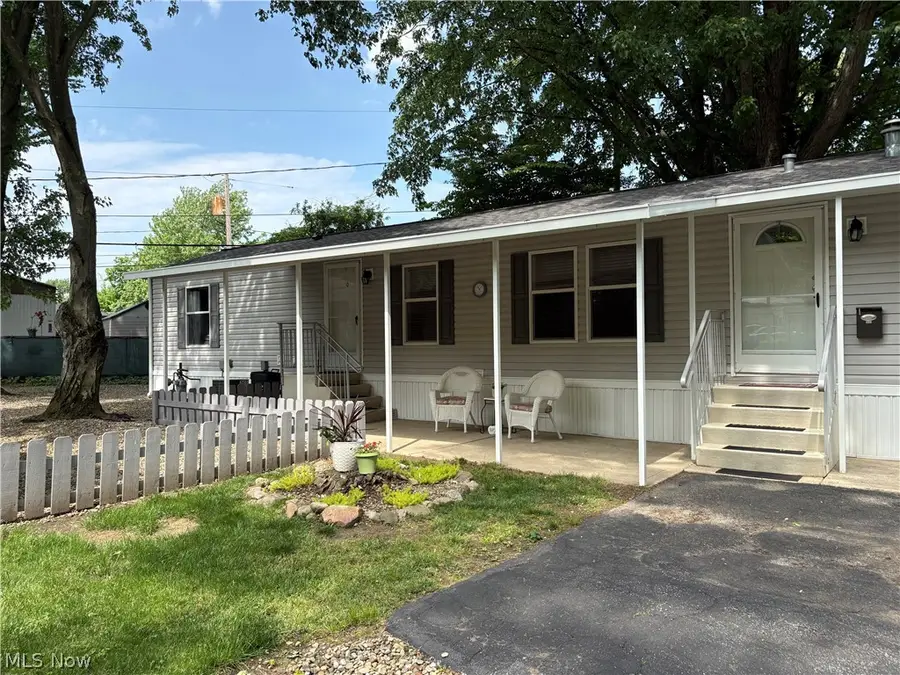 195 Spruce Lane, Mentor, OH 44060 - #2