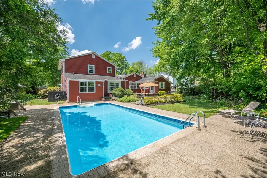 8045 Deerpath Drive, Youngstown, OH 44512 - #2