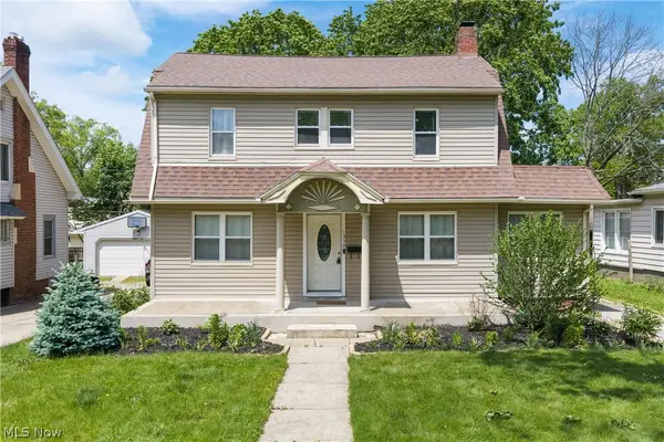 1359 Delia Avenue, Akron, OH 44320