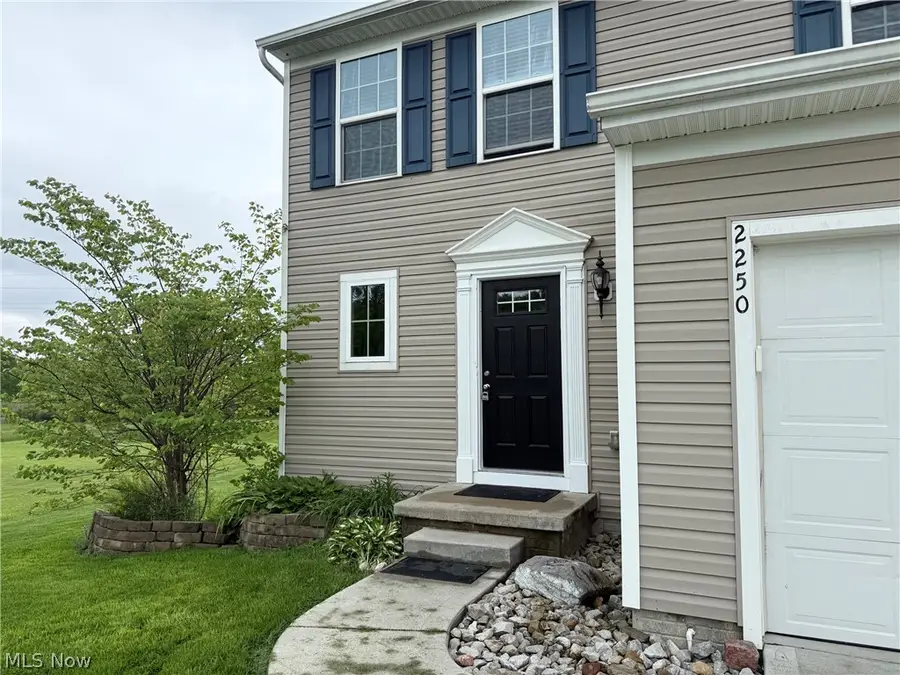 2250 Dorchester Drive, Kent, OH 44240 - #3