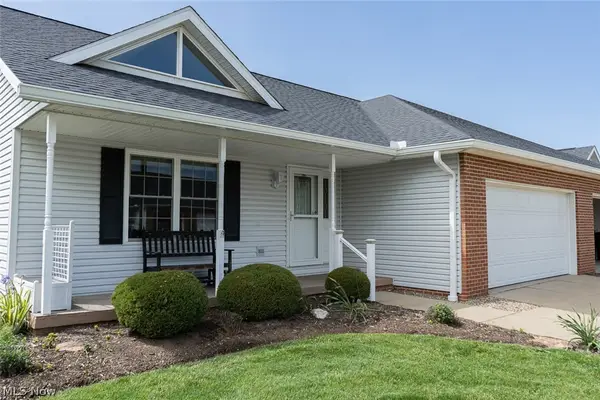 2765 Doral Se Circle, Massillon, OH 44646