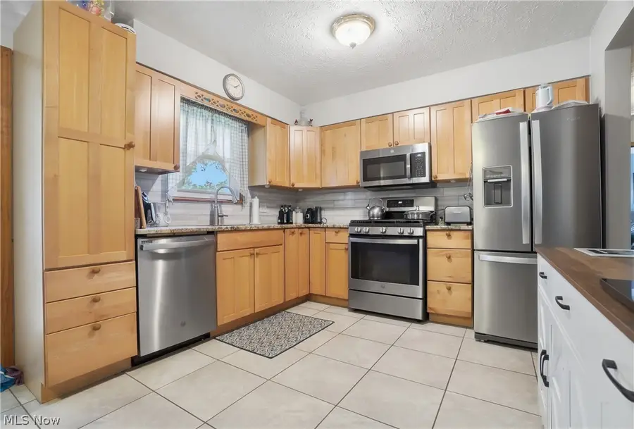 3955 Dunbar Street, Austintown, OH 44515 - #3