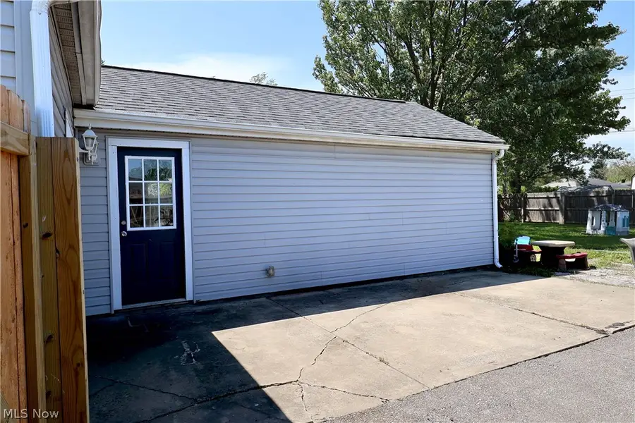 556 Keys Drive, Elyria, OH 44035 - #2