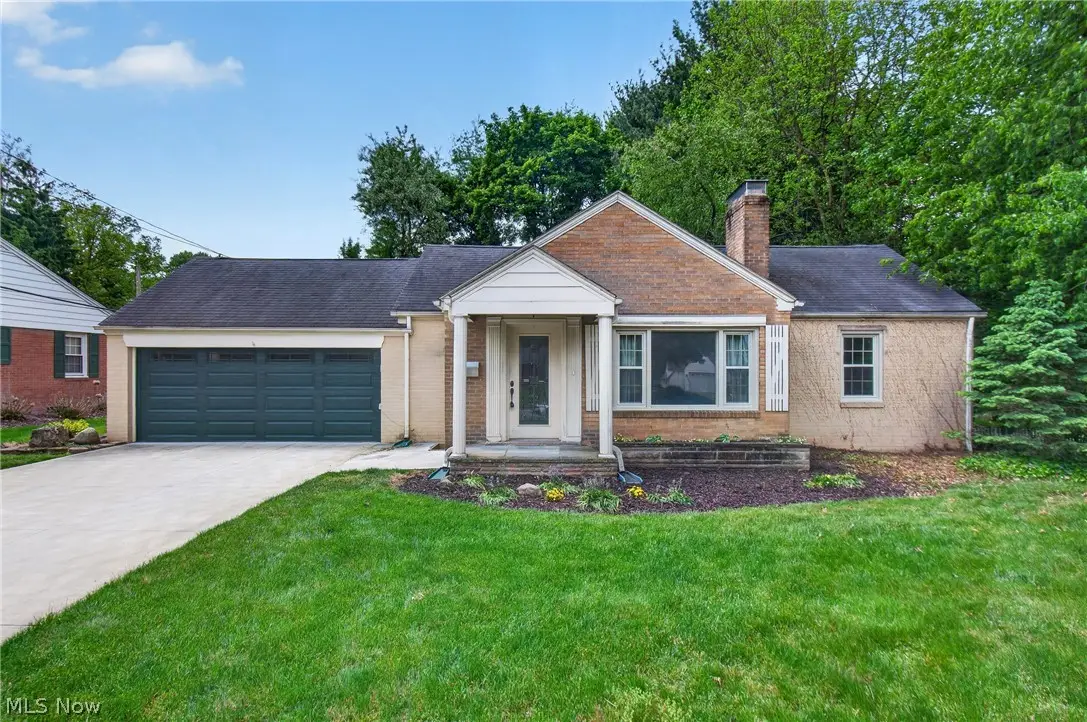 1129 Stratford Ne Avenue, Massillon, OH 44646 - #1