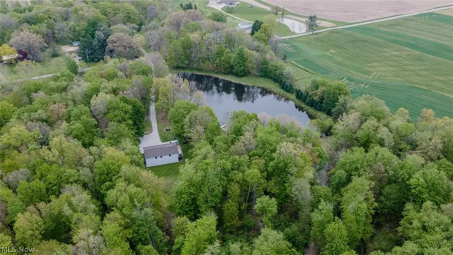 6060 Dalton Fox Lake Road, North Lawrence, OH 44666 - #2