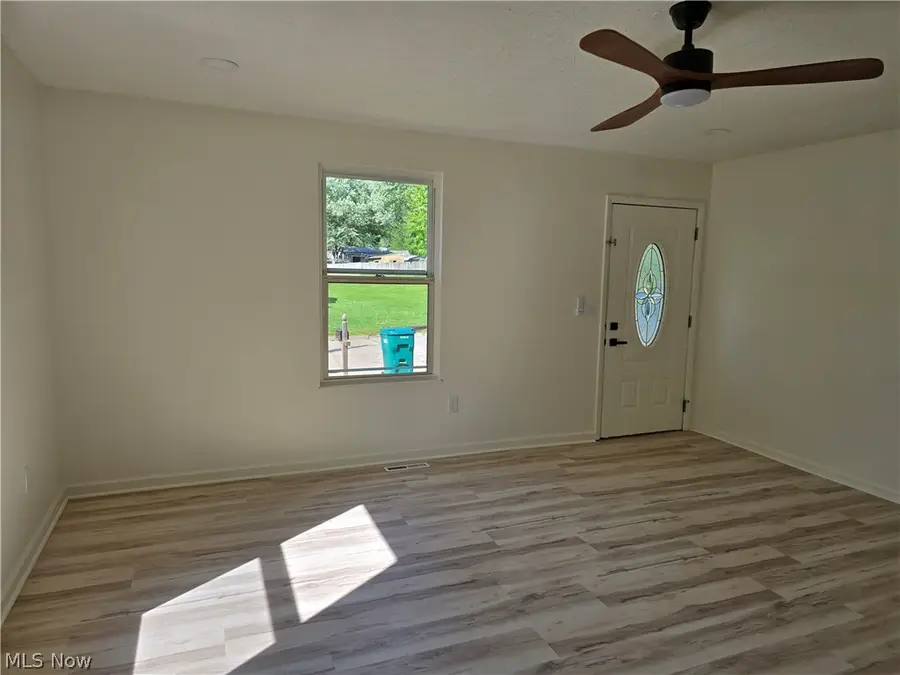 1312 15th Street, Vienna, WV 26105 - #2