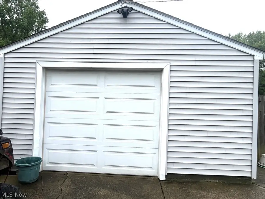 1352 Heaton Boulevard, Niles, OH 44446 - #2