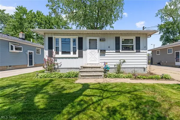 311 Parkway Drive, Eastlake, OH 44095