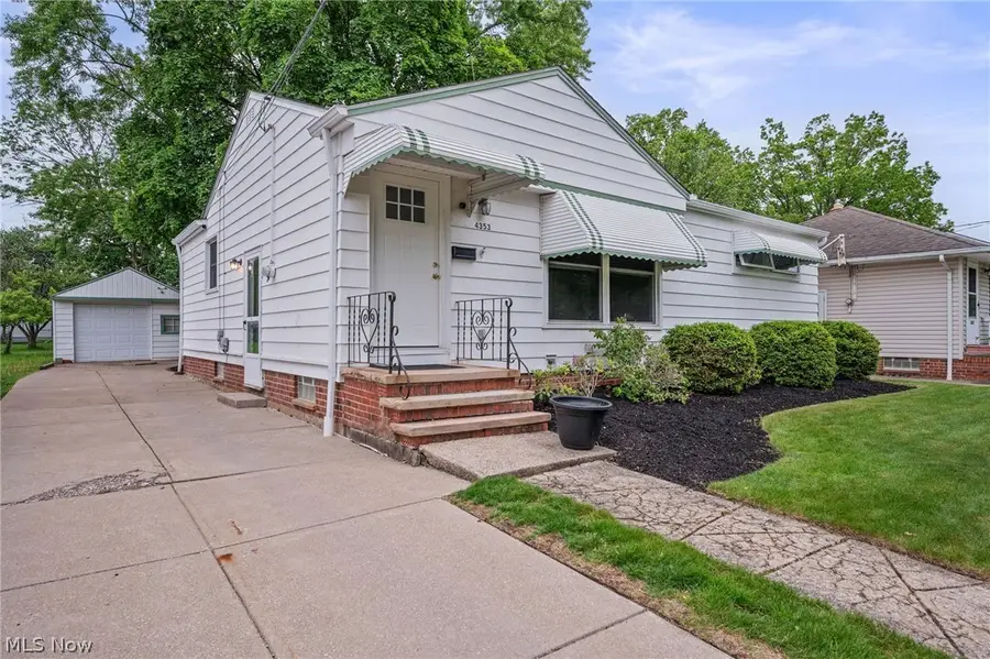 4353 W 182nd Street, Cleveland, OH 44135 - #2