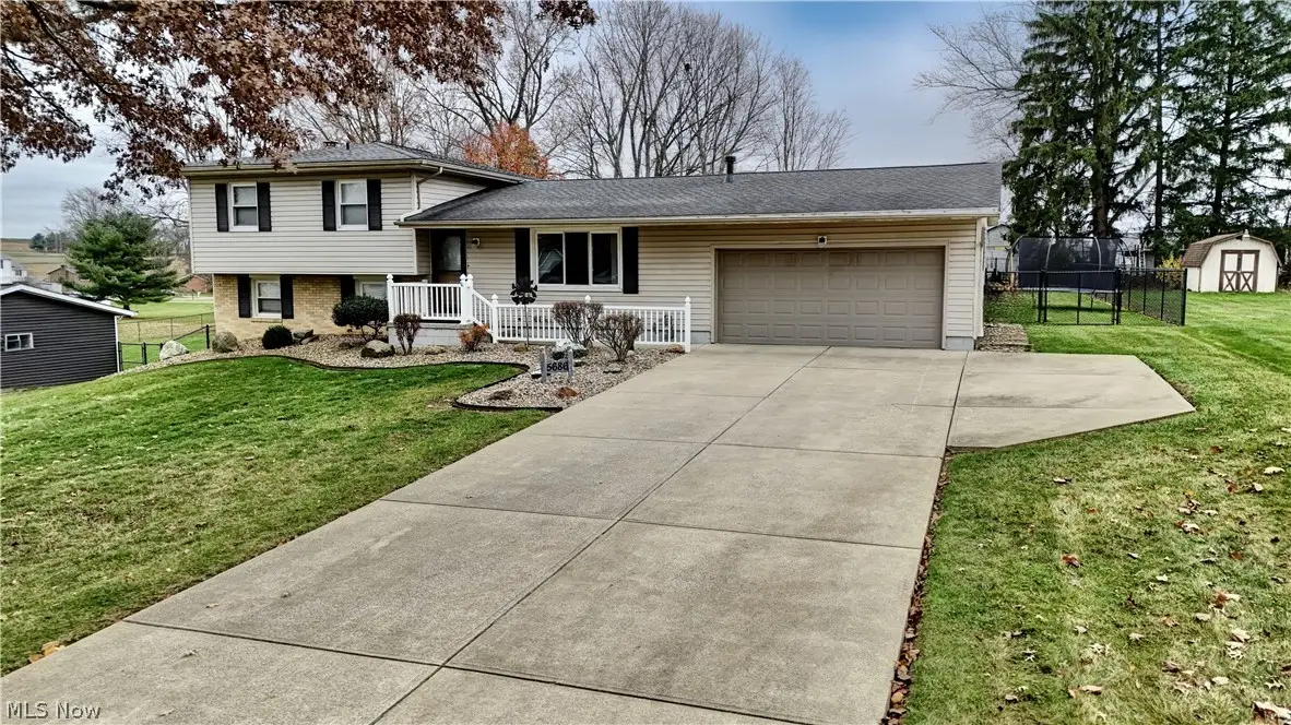 5686 Darletta Sw Street, Navarre, OH 44662 - #1