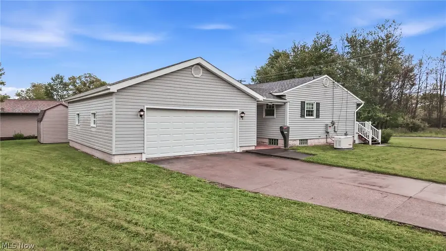1190 Doris Drive, Hubbard, OH 44425 - #3
