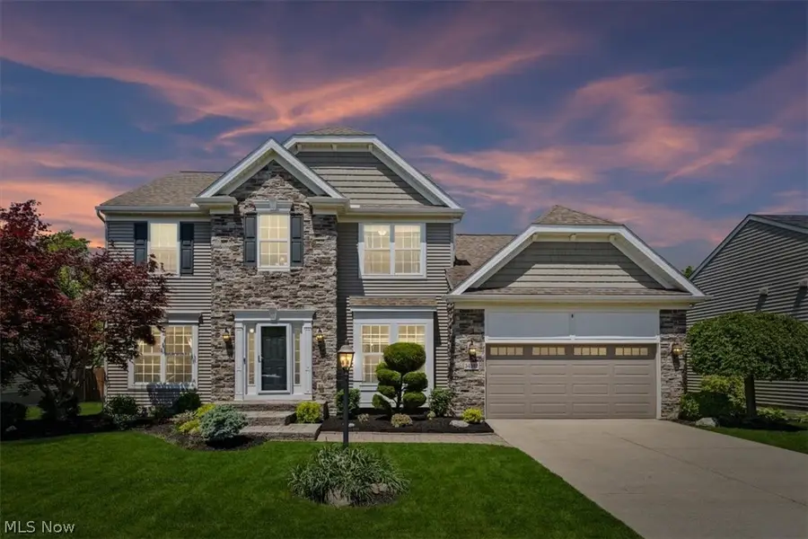 34592 Braemore Drive, North Ridgeville, OH 44039 - #2