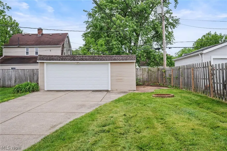 4423 Russell Avenue, Parma, OH 44134 - #3