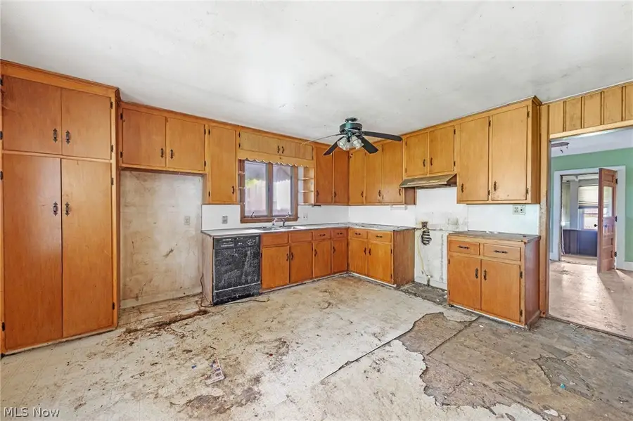 70 W 5th Street, Berea, OH 44017 - #2