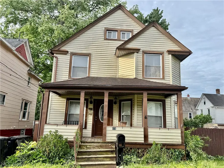 828 Broad Street, Elyria, OH 44035 - #2