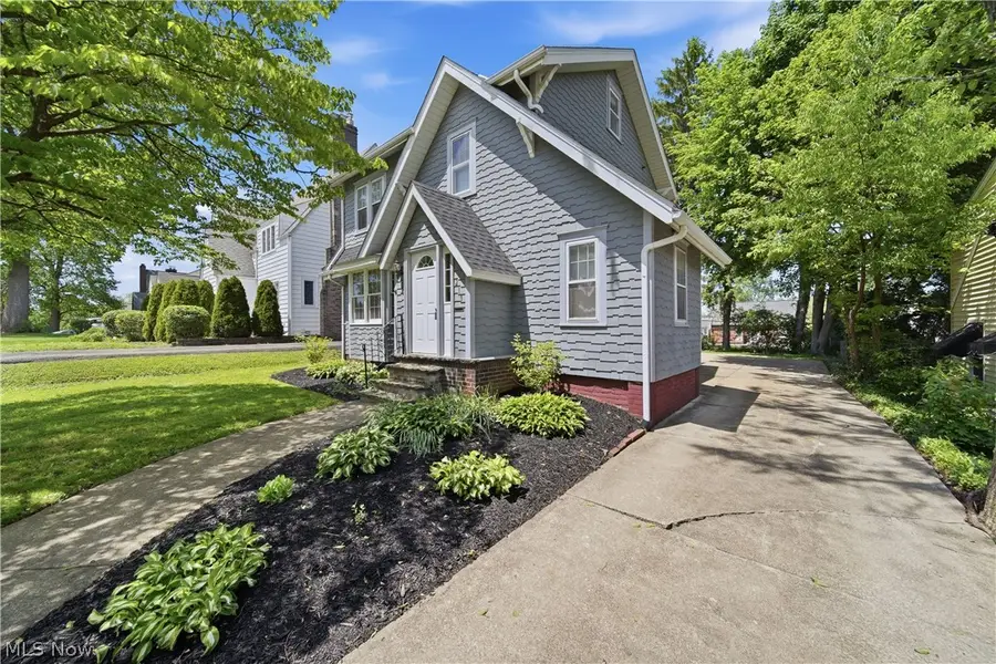 213 33rd Nw Street, Canton, OH 44709 - #2