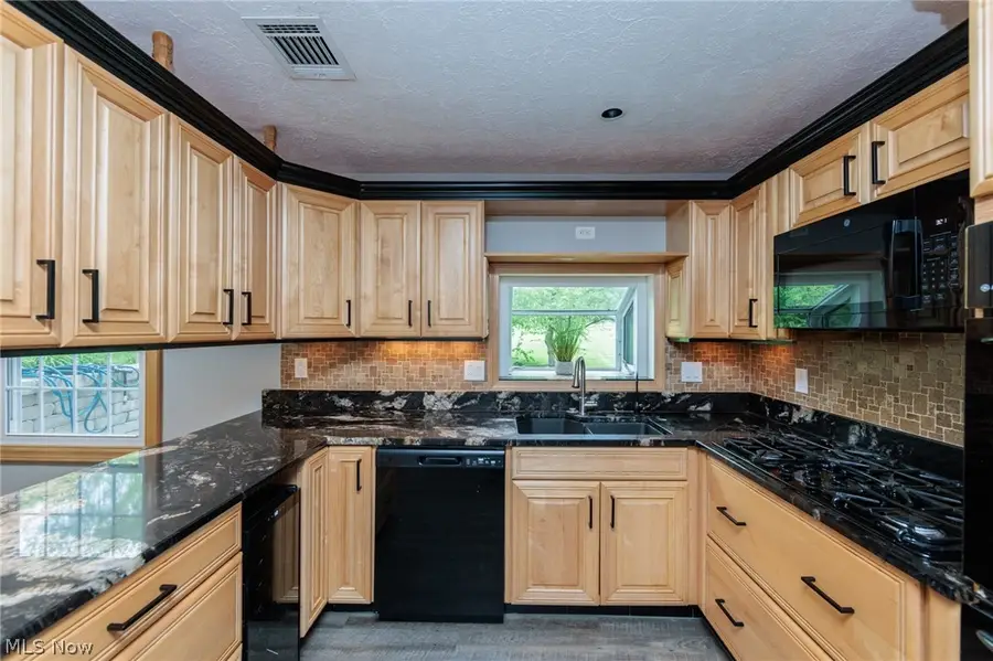 7981 Mulberry Road, Chesterland, OH 44026 - #3