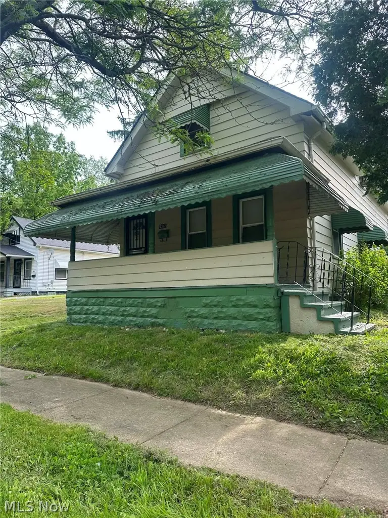 4263 E 163 Street, Cleveland, OH 44128 - #1