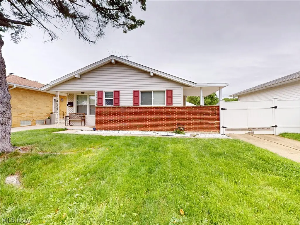 4323 Valleyside Road, Cleveland, OH 44135 - #1