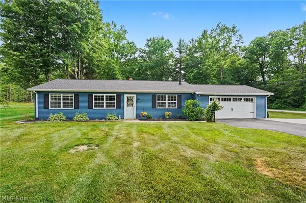 1223 Aurora Hill Drive, Aurora, OH 44202