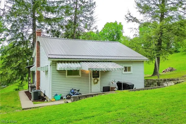136 E Wheeling Street, Cadiz, OH 43907