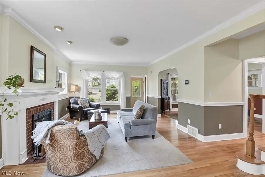 1615 Waterbury Road, Lakewood, OH 44107 - #2
