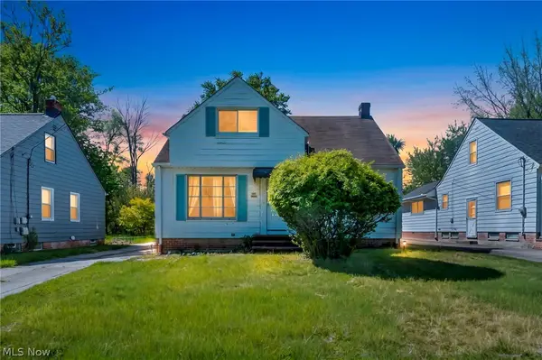 15812 Grant Avenue, Maple Heights, OH 44137