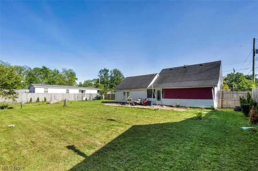 40622 Carlisle Avenue, Elyria, OH 44035 - #2