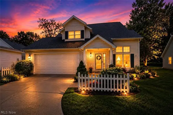 1565 Windrow Lane, Broadview Heights, OH 44147