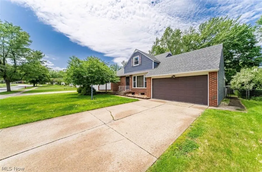 1866 Braeburn Park Drive, Euclid, OH 44117 - #3