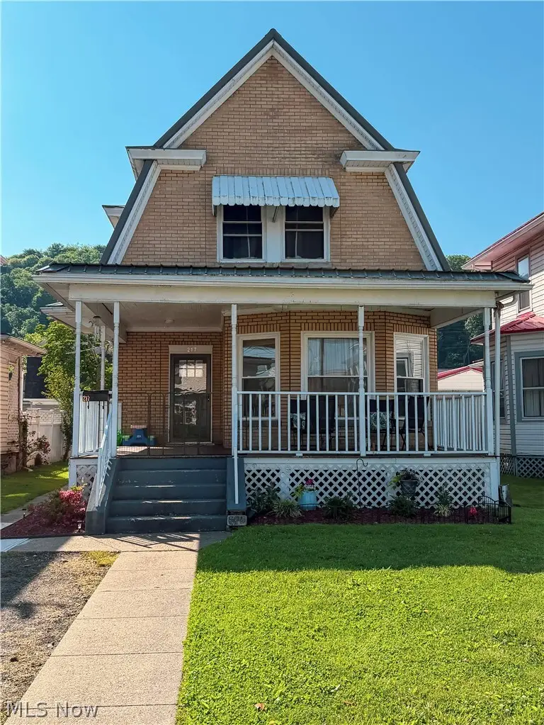 217 S Chelsea Street, Sistersville, WV 26175 - #2