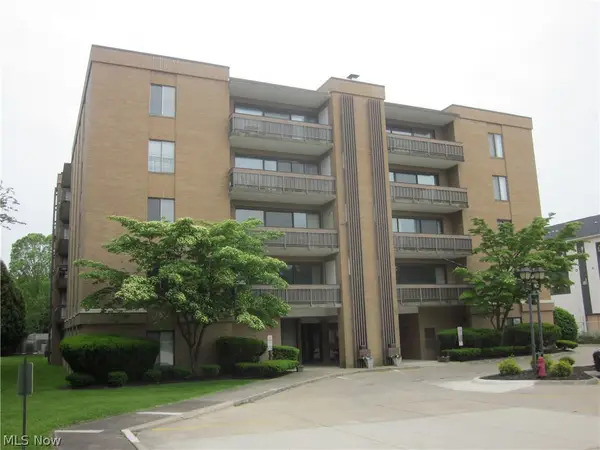 22555 Center Ridge Road #204, Rocky River, OH 44116