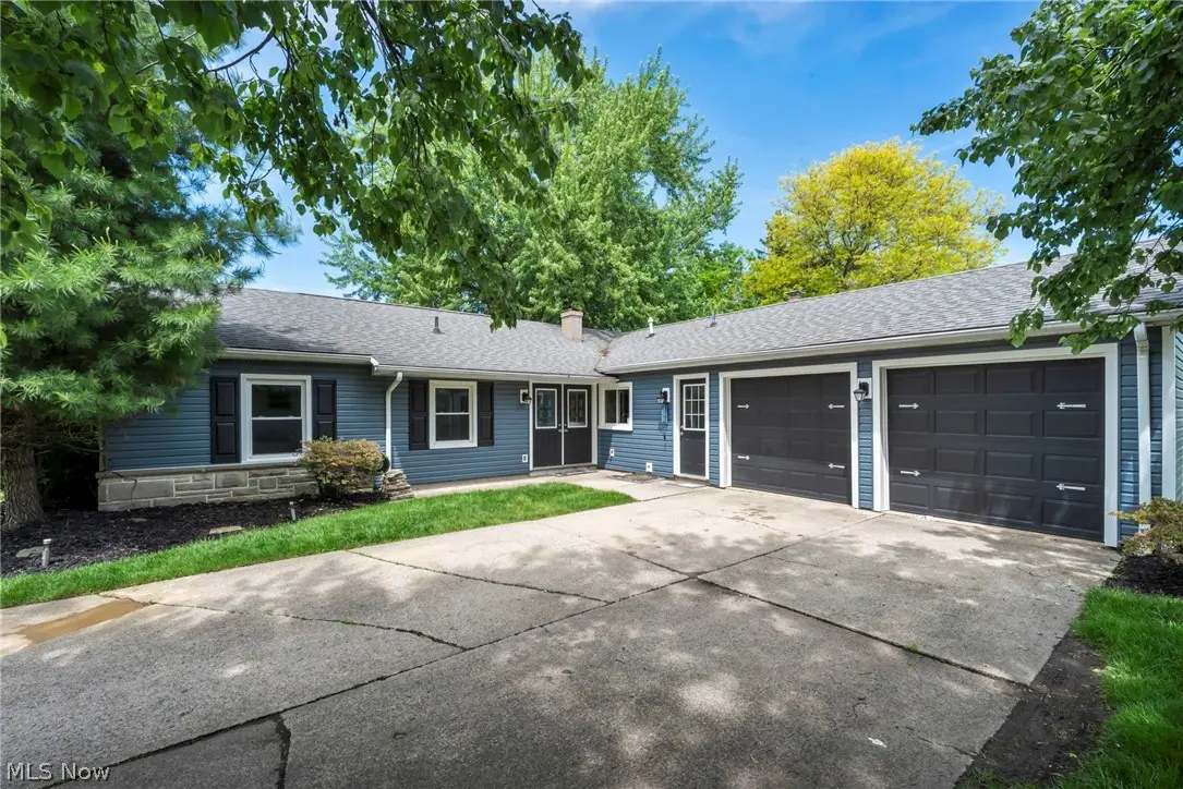 150 Greenbriar Drive, Aurora, OH 44202 - #1