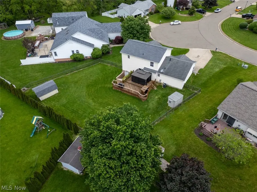 735 28th Nw Street, Massillon, OH 44647 - #2