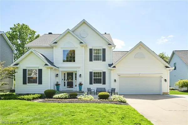 2952 Greenspire Lane, Fairlawn, OH 44333