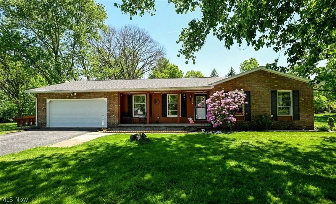 614 N Hidden Valley Road, Cuyahoga Falls, OH 44223 - #1