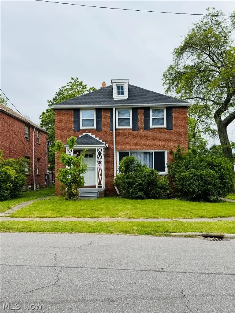 14702 Milverton Road, Cleveland, OH 44120 - #1