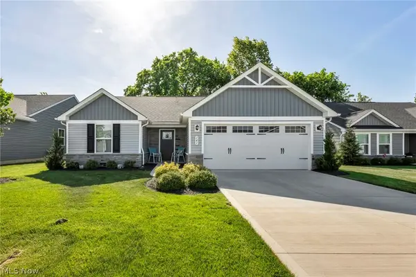 141 W Spring Drive, Elyria, OH 44035