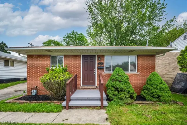 5597 Kenton Avenue, Maple Heights, OH 44137