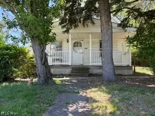 856 E 210th Street, Euclid, OH 44119 - #1