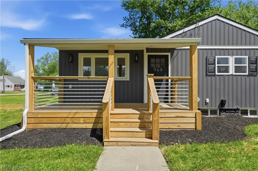 968 Sandusky Street, Conneaut, OH 44030 - #2