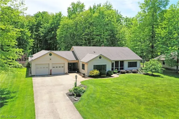 4955 Turkey Run Road, Vienna, OH 44473